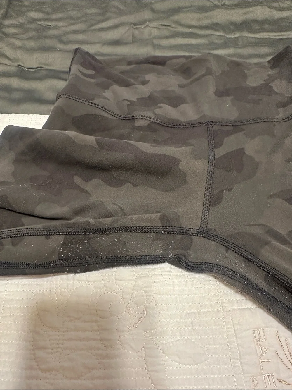 Lulu Camo aligns